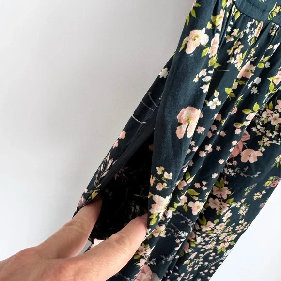 Band of Gypsies Floral Wide Leg Jumpsuit Size Small - Picture 5 of 10